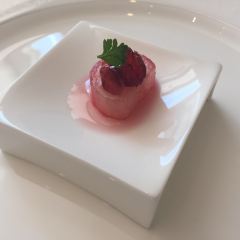 Yong Yi Ting User Photo