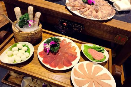 四川香天下火鍋(百樂廣場店)