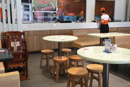 紅荔村腸粉(風華店 80店)