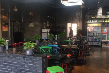 辣嚒久成都串串火鍋(時代金街店)