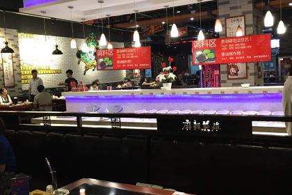 麻辣英雄重慶老火鍋