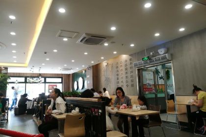 Daniang Dumpling House (honglanludarunfa)