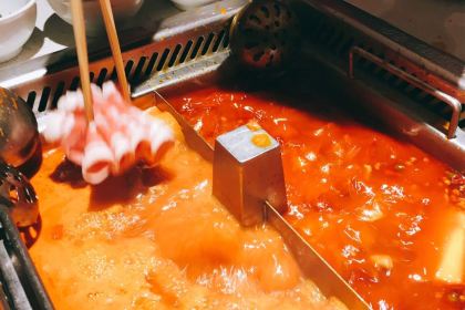 魏家凉皮(绿都广场店)