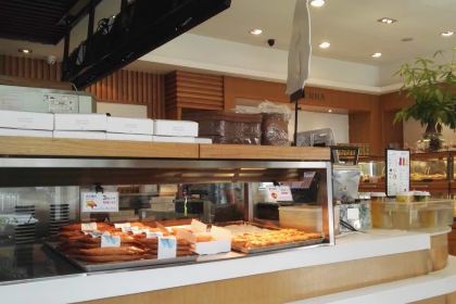 罗森尼娜(飞虹店)