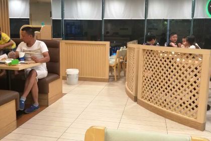 德克士(邵东二店)