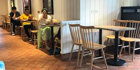 肯德基（華太店）