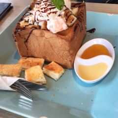 BI FENG TANG NA JING AO TE LAI SI DIAN User Photo