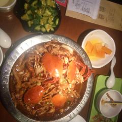 胖哥俩肉蟹煲(绿地正大乐城店) User Photo