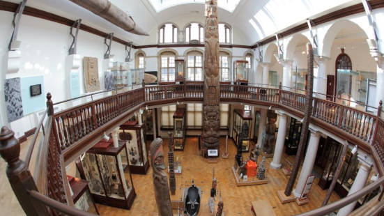 劍橋大學考古和人類學博物館有很多來自世界各地的文物，免費参觀