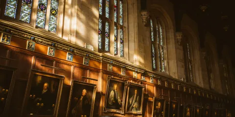 倫敦牛津大學+嘆息橋+牛津基督教堂學院+布萊尼姆宮一日遊