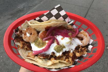 Seven Lives Tacos y Mariscos