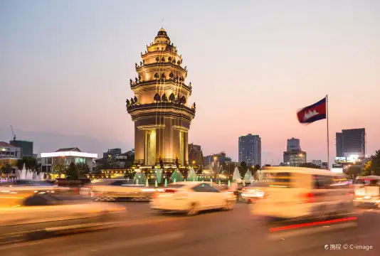 柬埔寨獨立紀念碑附近的飯店