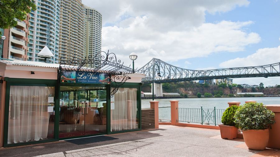 La Vue Waterfront Restaurant