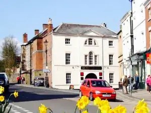 Red lion