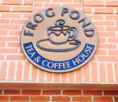 Frog Ponds Cafe