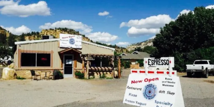 Sammie's Chuck wagon