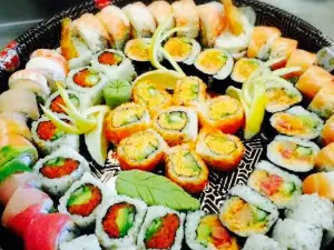 Sushi Holic