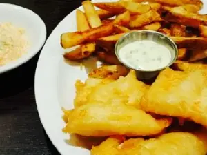 Flying Fish & Chips & Grill