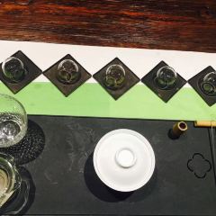 LONG YIN SHAN FANG User Photo
