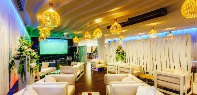 Seaside Restaurant & Lounge