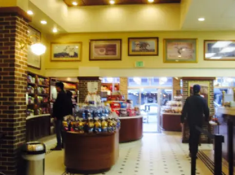 Ghirardelli Ice Cream & Chocolate Shop