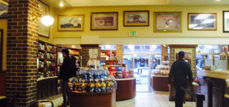 Ghirardelli Ice Cream & Chocolate Shop