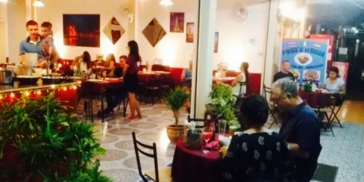 Romantic Thai Restaurant and Pizzeria