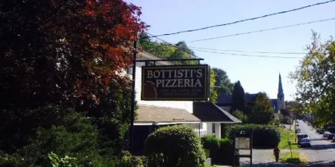 Bottisti's Pizzeria