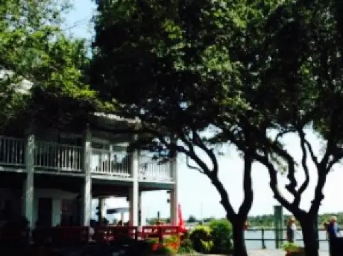 Dock House Restaurant