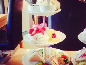 The Tea Lounge