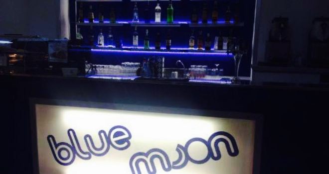 Blue Moon Pub