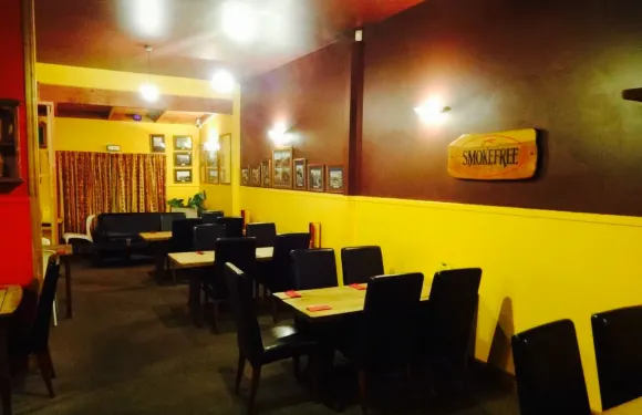 Denniston Dog Restaurant & Bar