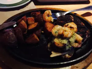 Applebee's Grill + Bar