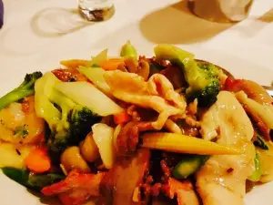 Maple Leaf Chinese & Malaysian Restaurant