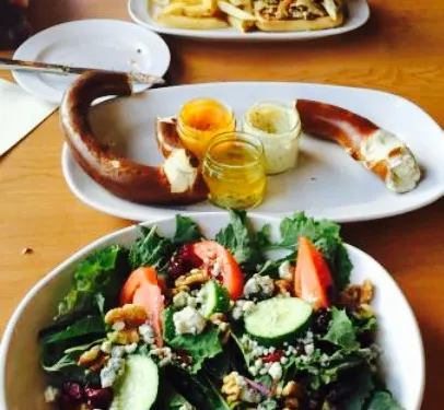 Midpoint Eatery and Sports Pub