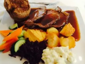 Dukes Bar & Restaurant