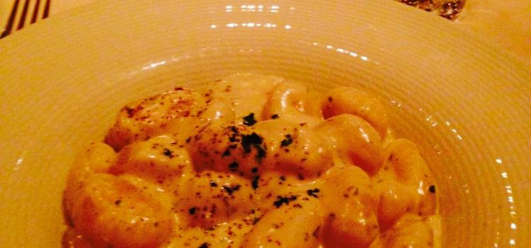 Scossa Restaurant & Lounge