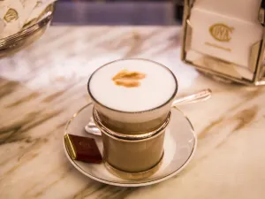 Cova  MONTENAPOLEONE