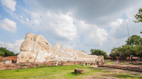 Wat Lokaya Sutharam