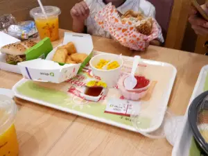 德克士(体育馆店)