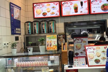 姑娘手肉夹馍·陕西面(世欧王庄店)