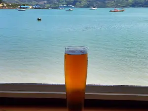 HarBar Beachfront Cafe