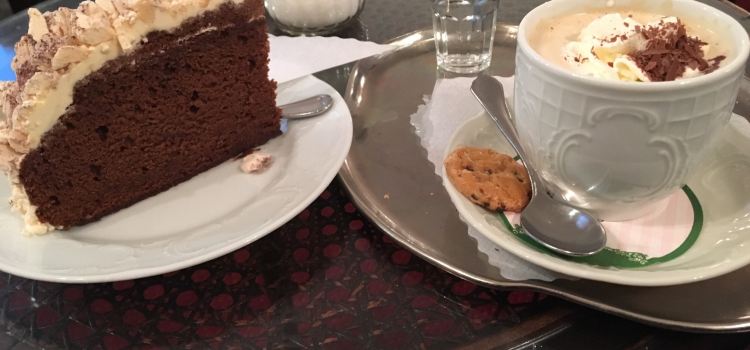 Cafe Konig