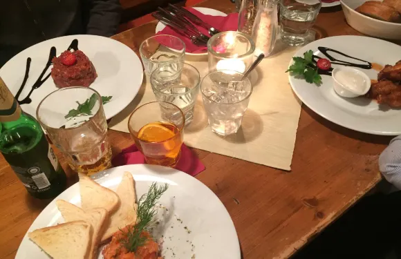 Bakchus - Steak Restaurant & Cafe