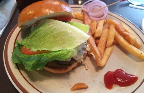 Dutch Treat Restaurant