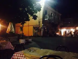 Taverna To Steki