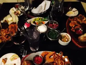 El Rancho Inn | Steak & Lobster