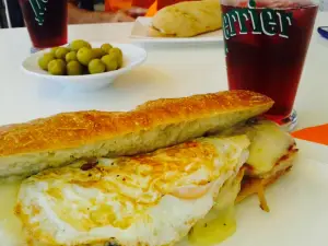 Moto Moto Tapas