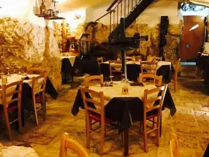 Alla L'Ua Trattoria