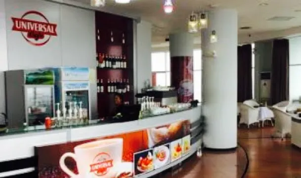 Universal Cafe